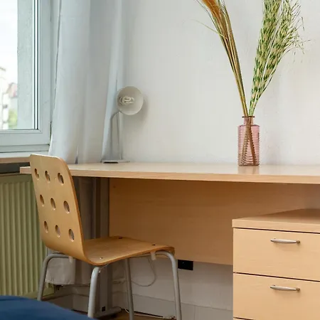 Przytulny Legionow Z Parkingiem By Renters Apartman *