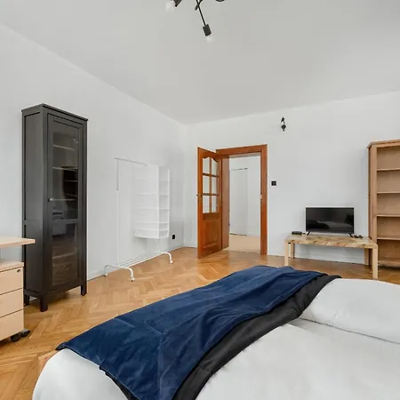 Przytulny Legionów Z Parkingiem By Renters Apartamento Wrocław