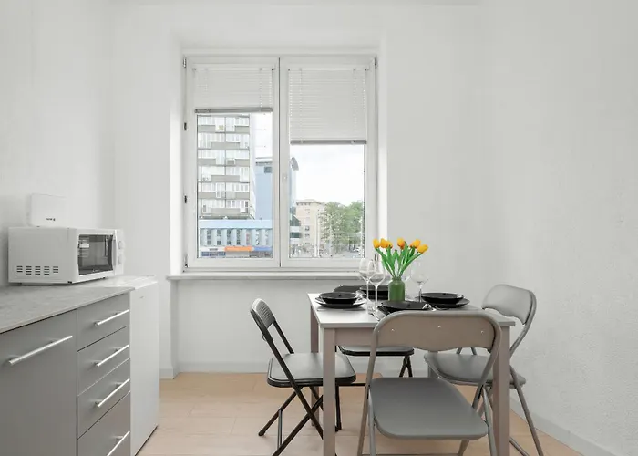 Przytulny Legionow Z Parkingiem By Renters Apartment *