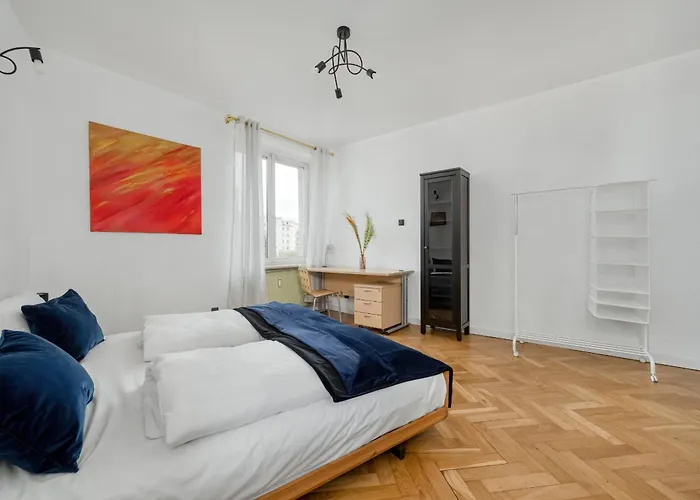 Przytulny Legionów Z Parkingiem By Renters Apartamento