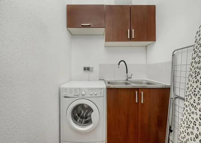 Przytulny Legionow Z Parkingiem By Renters Apartment